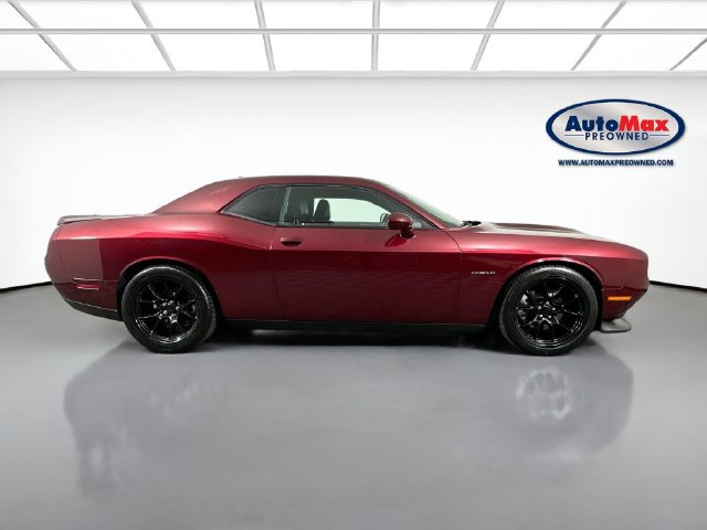Used 2022 Dodge Challenger R/T w/ Plus Package RWD image 9