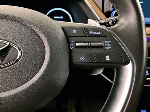 Used 2021 Hyundai Sonata Limited w/ Cargo Package image 18