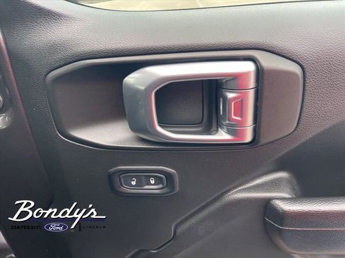Used 2021 Jeep Wrangler Unlimited Rubicon image 23