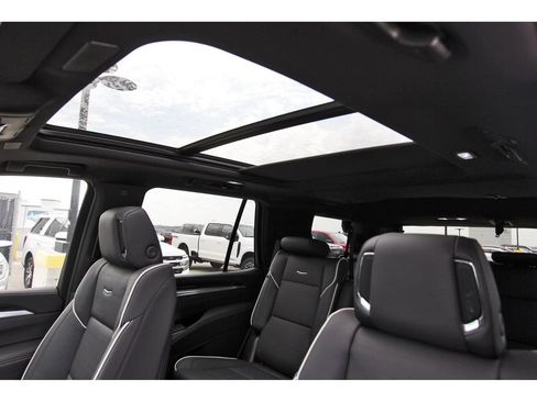 New 2026 Cadillac Escalade Luxury w/ Touring Package AWD/4WD image 24