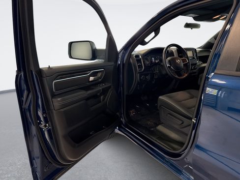 Used 2024 RAM 1500 Big Horn AWD/4WD image 9