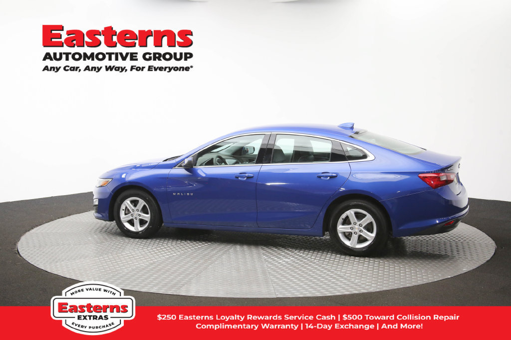 Used 2023 Chevrolet Malibu LT FWD image 62