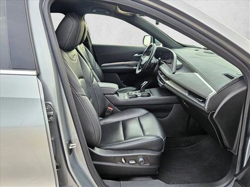 Used 2024 Cadillac XT4 Premium Luxury image 21