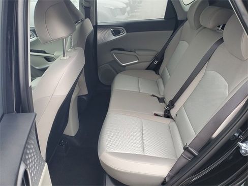 New 2025 Kia Soul LX image 15