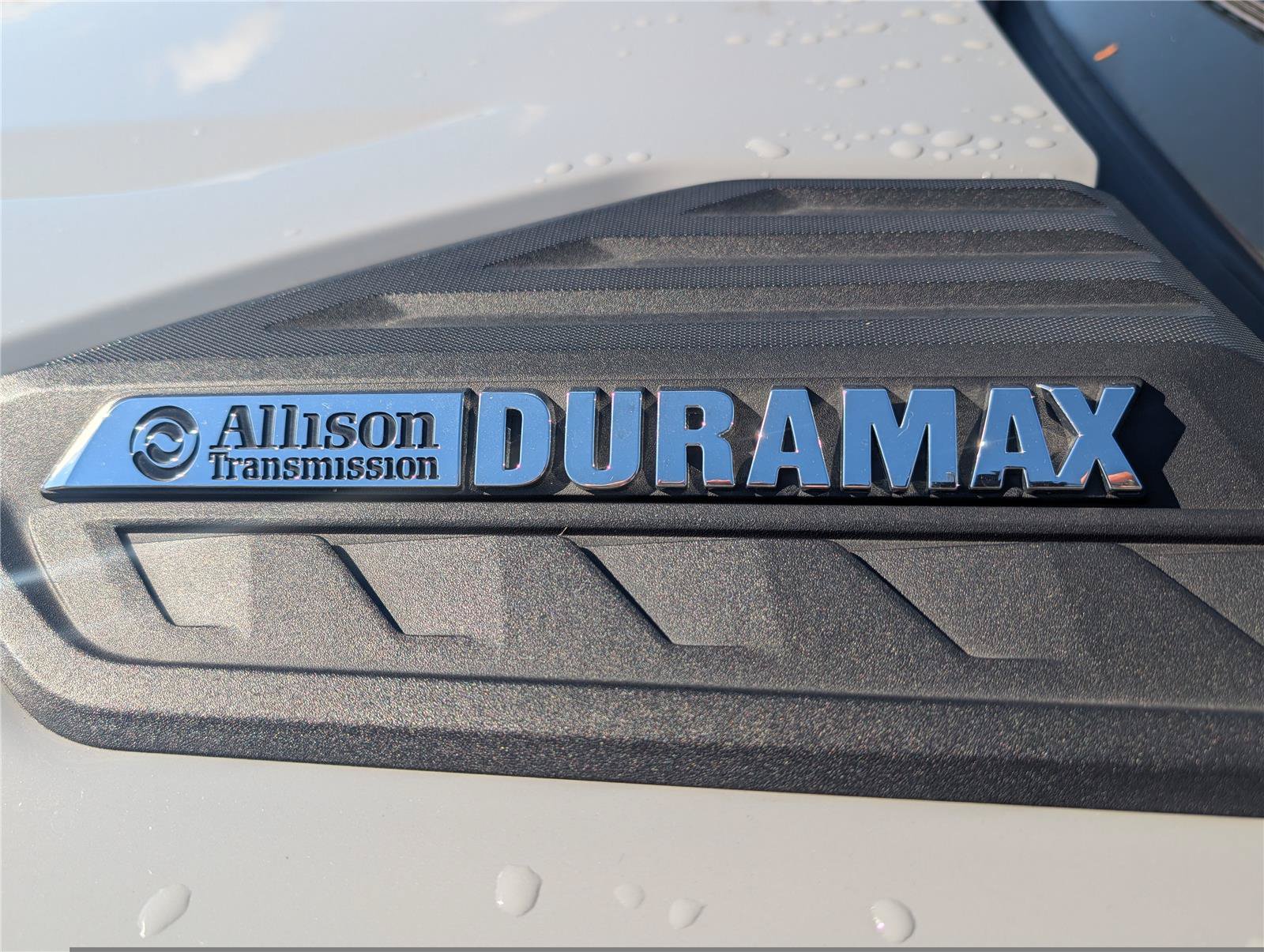 Used 2024 Chevrolet Silverado 2500 LT AWD/4WD image 11