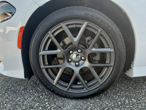 Used 2019 Dodge Charger GT RWD image 20