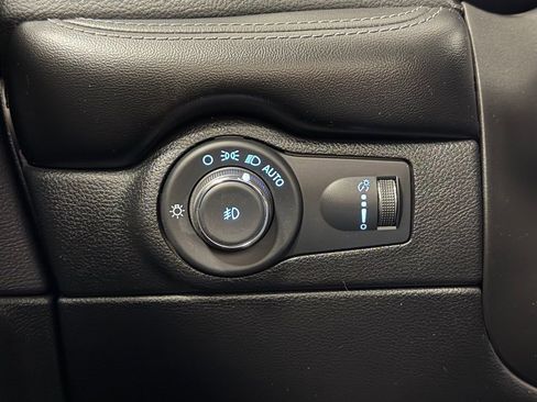 Used 2022 Dodge Durango GT image 16