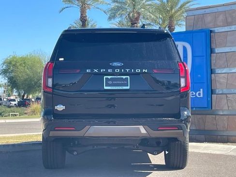 Used 2025 Ford Expedition King Ranch image 6