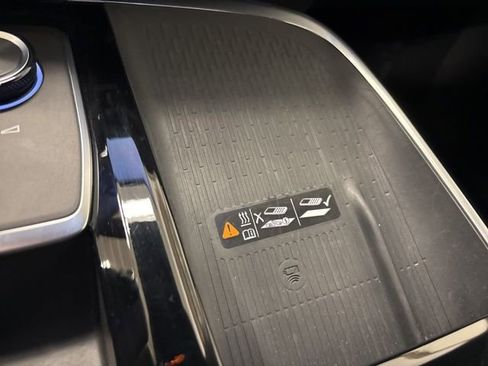 Used 2025 Buick Enclave Sport Touring image 25