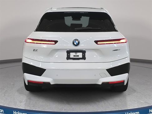 Used 2024 BMW iX xDrive50 w/ Premium Package image 7