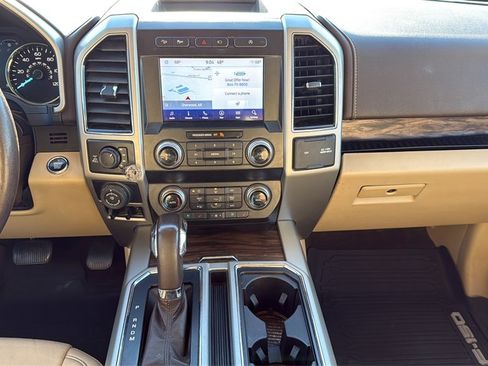 Used 2020 Ford F150 Lariat w/ Equipment Group 502A Luxury image 19