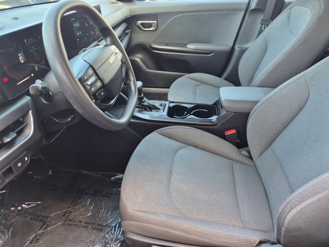 Used 2025 Kia K4 FWD image 23