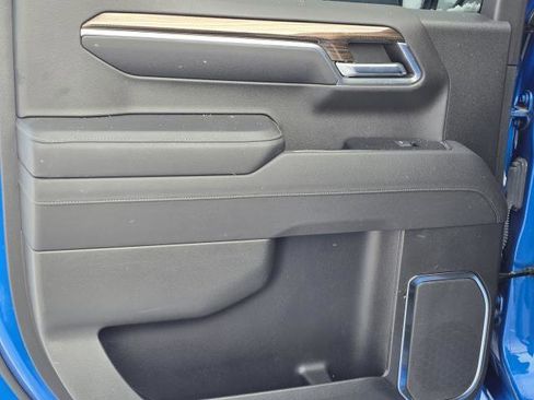 Used 2023 Chevrolet Silverado 1500 LT Trail Boss w/ LPO, Dark Essentials Package image 26