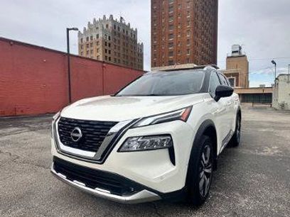 Certified 2022 Nissan Rogue Platinum w/ Head-Up Display Package