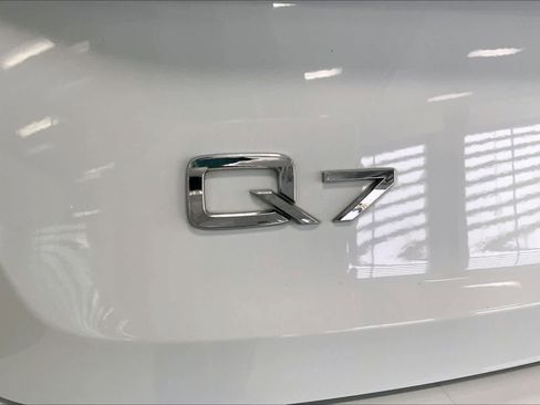 Used 2022 Audi Q7 3.0T Premium w/ Convenience Package image 7