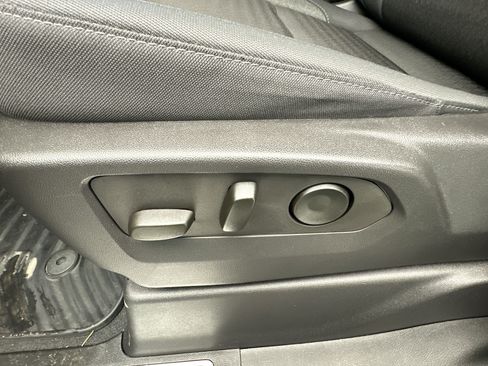 Certified 2024 Chevrolet Silverado 1500 LT AWD/4WD image 13