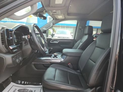 Used 2024 Chevrolet Silverado 2500 LTZ w/ LTZ Plus Package AWD/4WD image 15