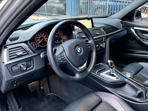 Used 2018 BMW 330e image 18
