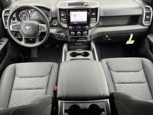 New 2026 RAM 1500 Express AWD/4WD image 16
