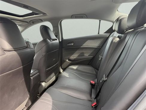 Used 2020 Acura ILX image 17