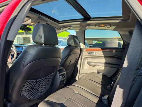 Used 2014 Cadillac SRX Luxury image 14