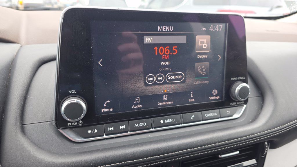 Used 2021 Nissan Rogue SV AWD/4WD image 18