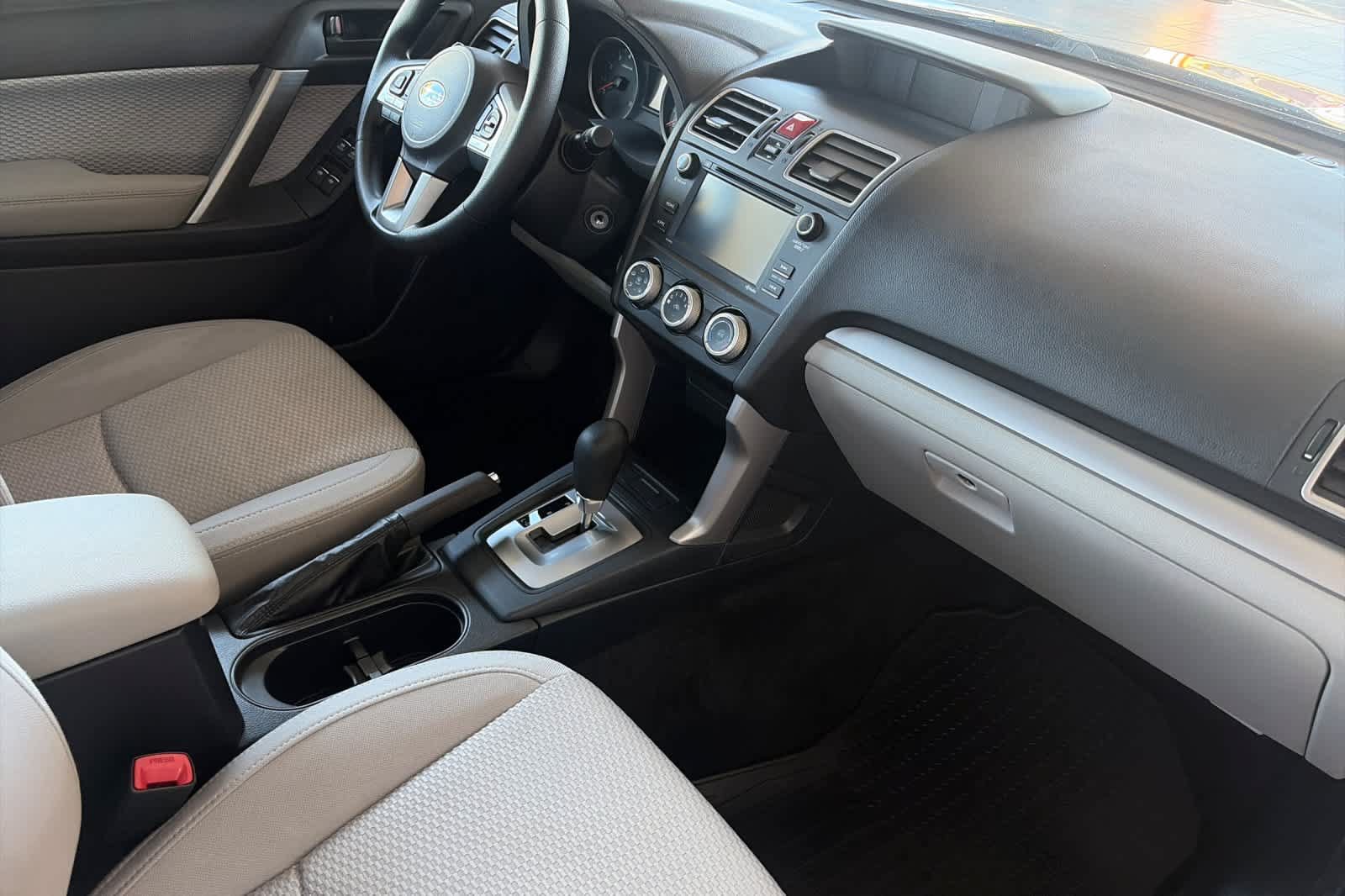Used 2018 Subaru Forester 2.5i w/ Protection Package #1 AWD/4WD image 16