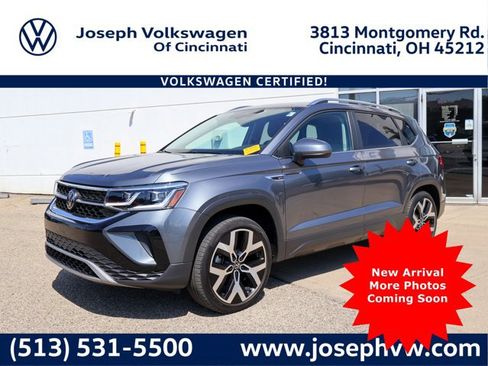 Certified 2023 Volkswagen Taos SEL AWD/4WD image 1