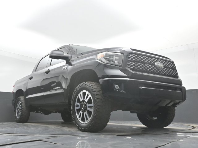 Used 2018 Toyota Tundra SR5 w/ TRD Sport Package AWD/4WD image 41