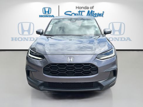 Certified 2023 Honda HR-V LX image 2