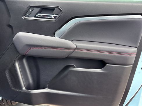 New 2026 Chevrolet Colorado Z71 w/ Technology Package image 12