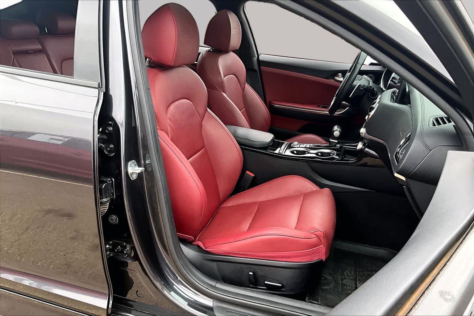 Certified 2023 Kia Stinger GT-Line w/ Sun & Sound Package RWD image 9