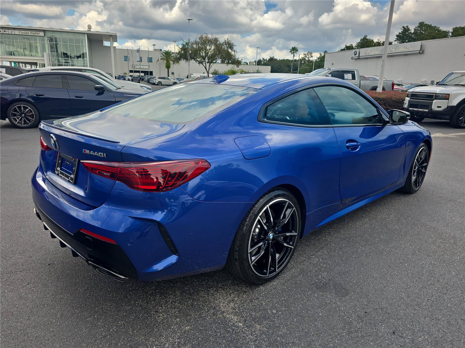 Used 2026 BMW M440i Coupe RWD image 3