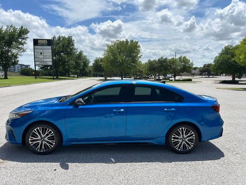 Used 2022 Kia Forte GT-Line FWD image 12