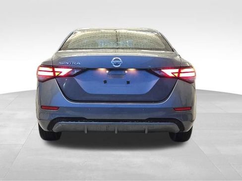 Used 2022 Nissan Sentra S image 6
