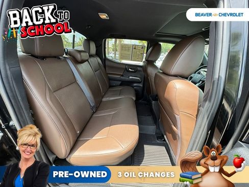 Used 2023 Toyota Tacoma Limited AWD/4WD image 29