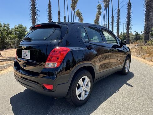 Used 2020 Chevrolet Trax LS FWD image 6