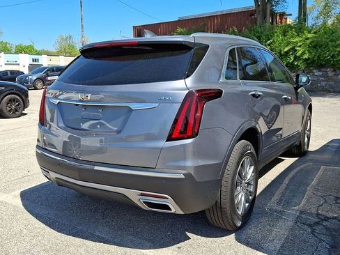Used 2022 Cadillac XT5 Premium Luxury AWD/4WD image 3