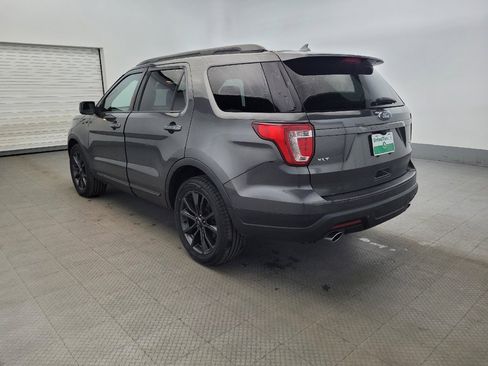Used 2019 Ford Explorer XLT w/ Equipment Group 202A image 5