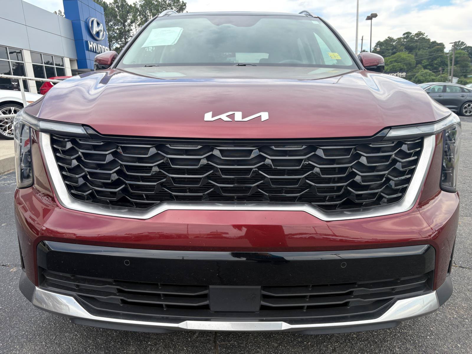 Used 2025 Kia Sorento S w/ Panoramic Sunroof Package FWD image 6
