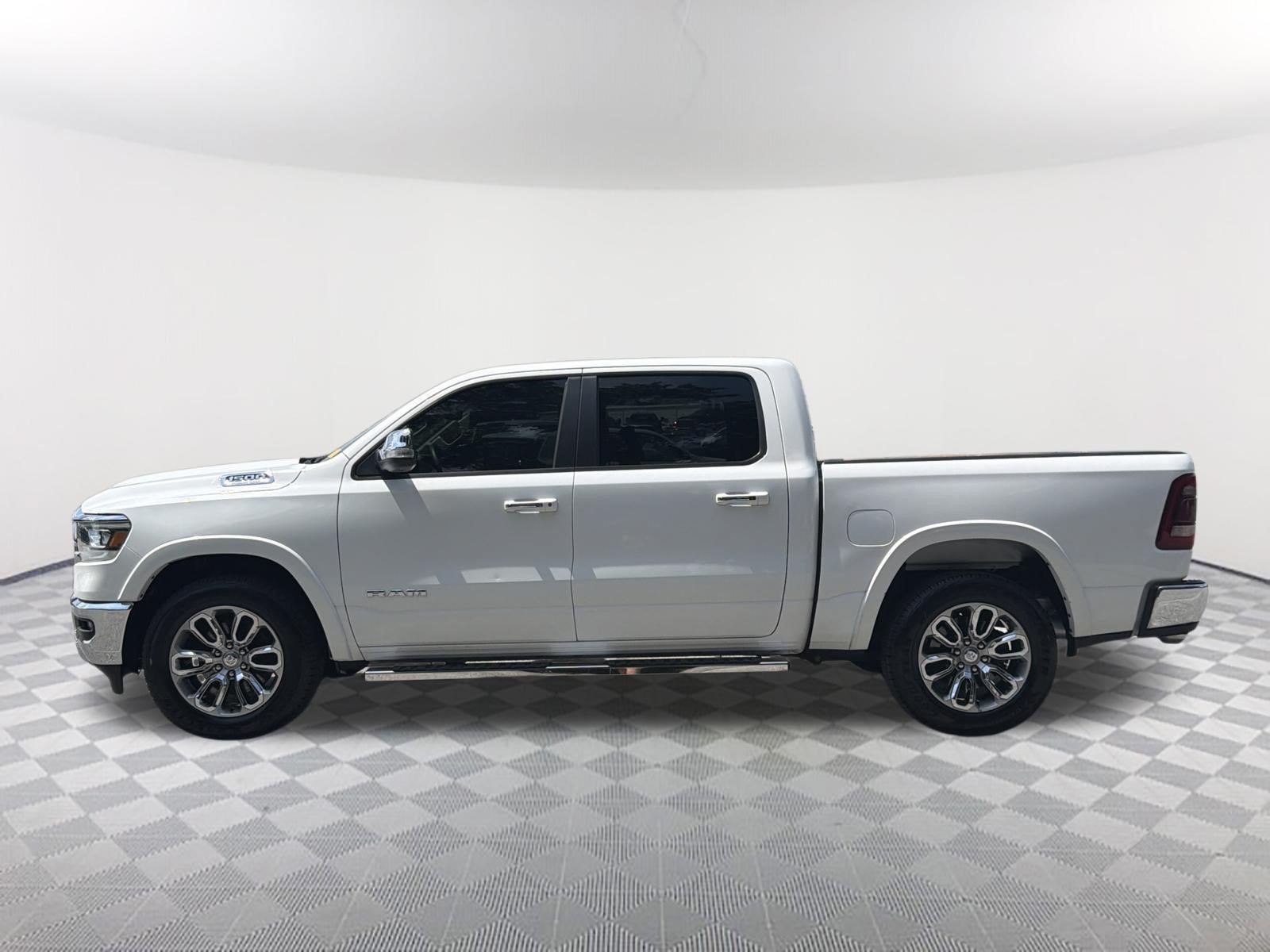 Used 2021 RAM 1500 Laramie AWD/4WD image 9