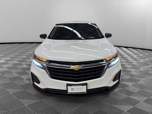 Used 2023 Chevrolet Equinox LS image 2