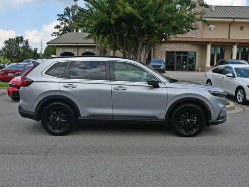 Used 2024 Honda CR-V Sport image 5
