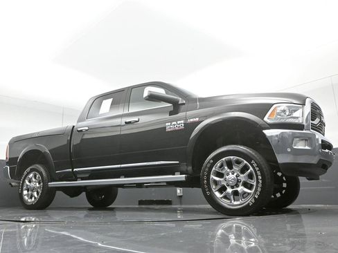 Used 2016 RAM 2500 Limited AWD/4WD image 31
