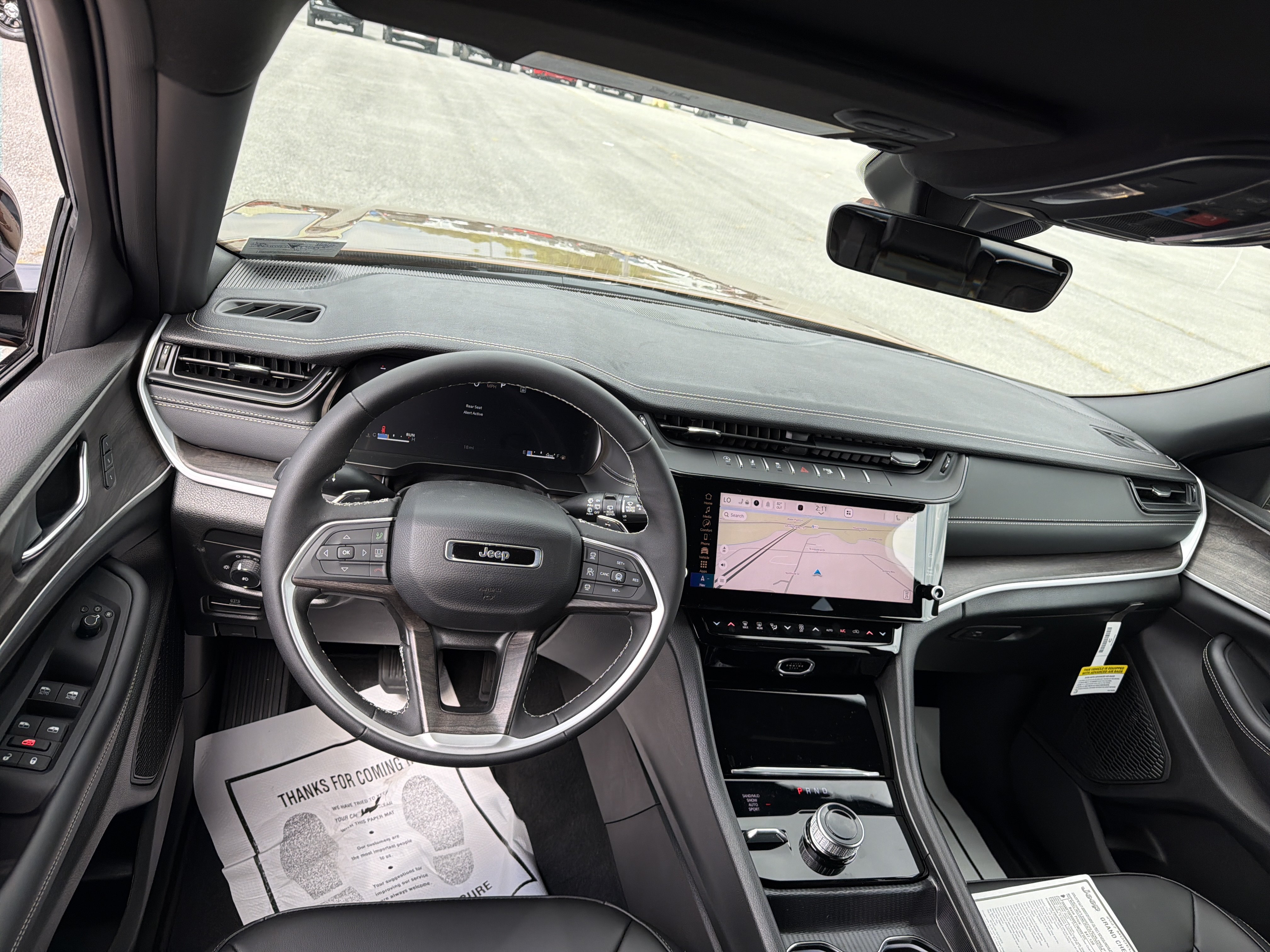 New 2027 Jeep Grand Cherokee Limited AWD/4WD image 14