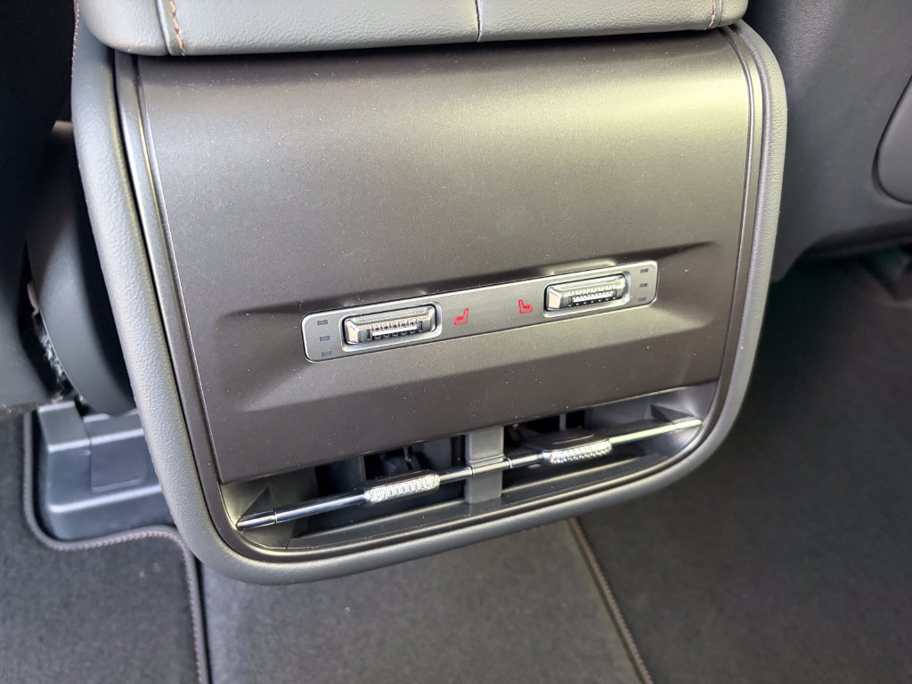 New 2026 Lincoln Nautilus Premier w/ Equipment Group 102A AWD/4WD image 52