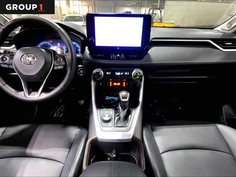 Certified 2025 Toyota RAV4 Limited image 15