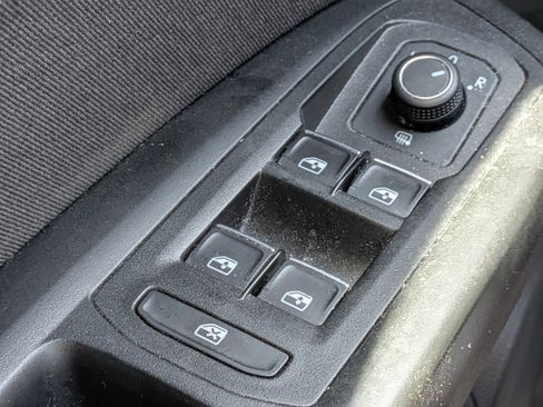 Used 2019 Volkswagen Atlas S image 20