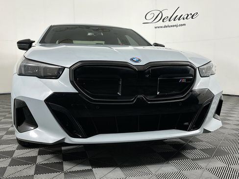 Used 2024 BMW i5 M60 w/ Premium Package image 29