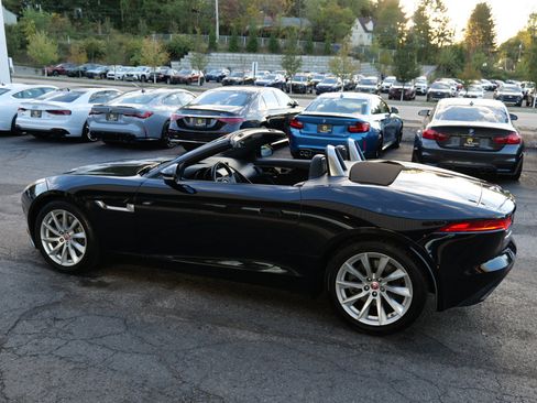 Used 2017 Jaguar F-TYPE Convertible image 7